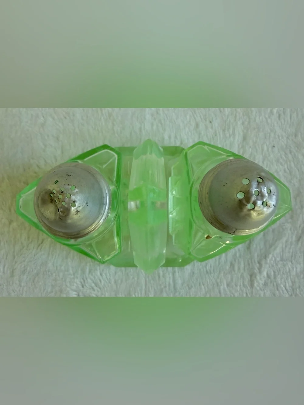 Art Deco Uranium Glass Vaseline Green Salt & Pepper Shakers W/ Caddy Antique - Picture 13 of 15